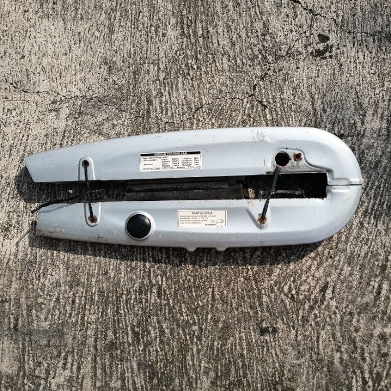 Katengkas Keteng Tutup Rantai Honda Karisma Original Copotan