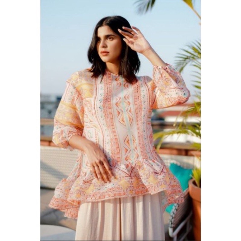 Benang Jarum x Buttonscarves Gala Ruffle Top Sale New