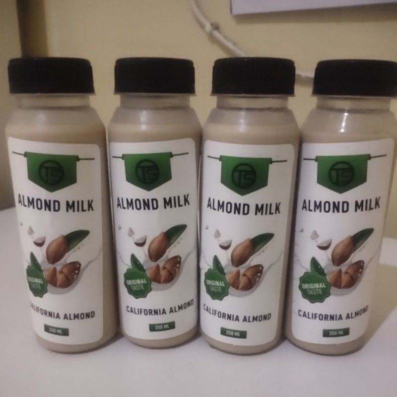 

susu almond , almond milk