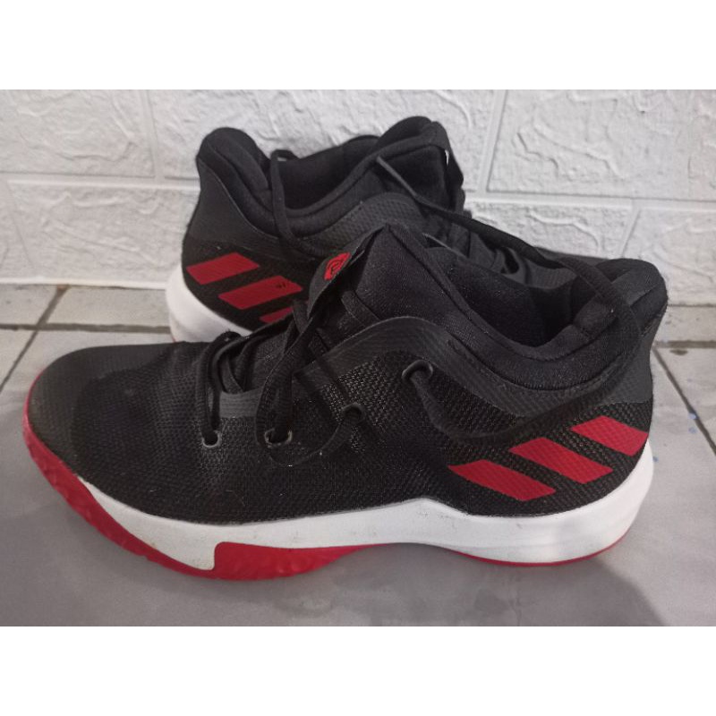 sepatu second/thrift Adidas D Rose Dominate