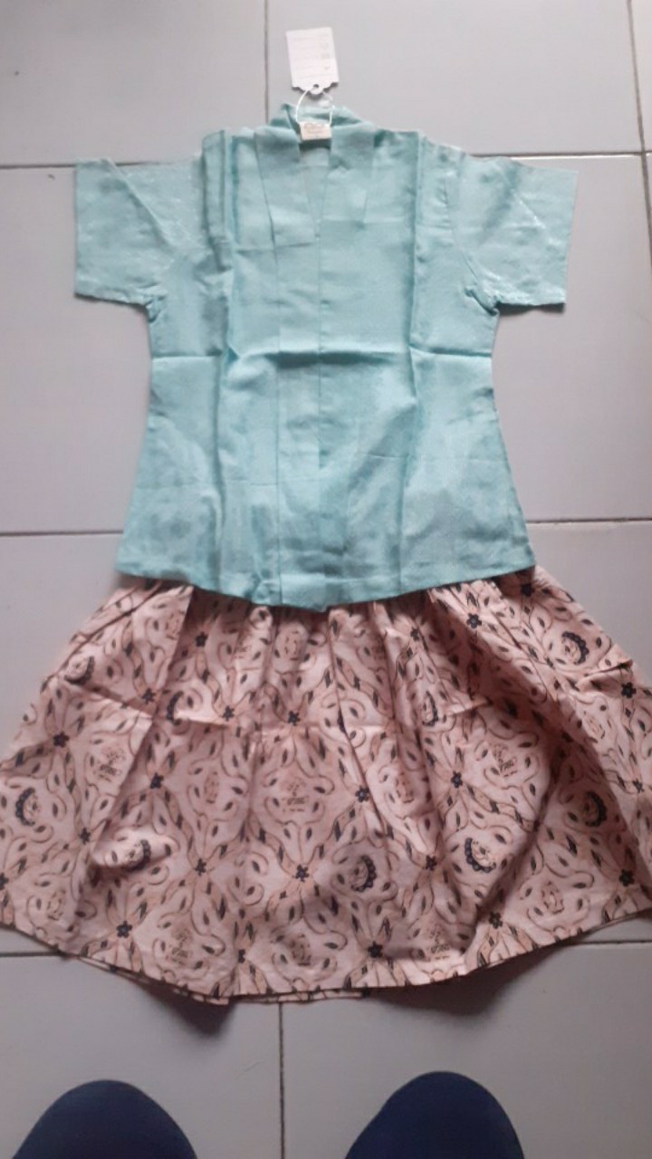 Batik Anak Kebaya Sage Green