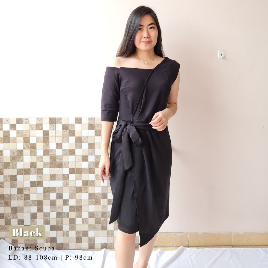 3168 benka shoulder dress