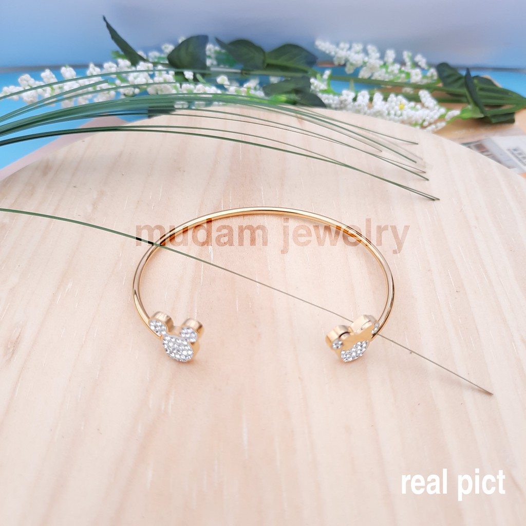 Gelang Titanium Minnie dan Mickey Dengan Kristal Putih Artifisial