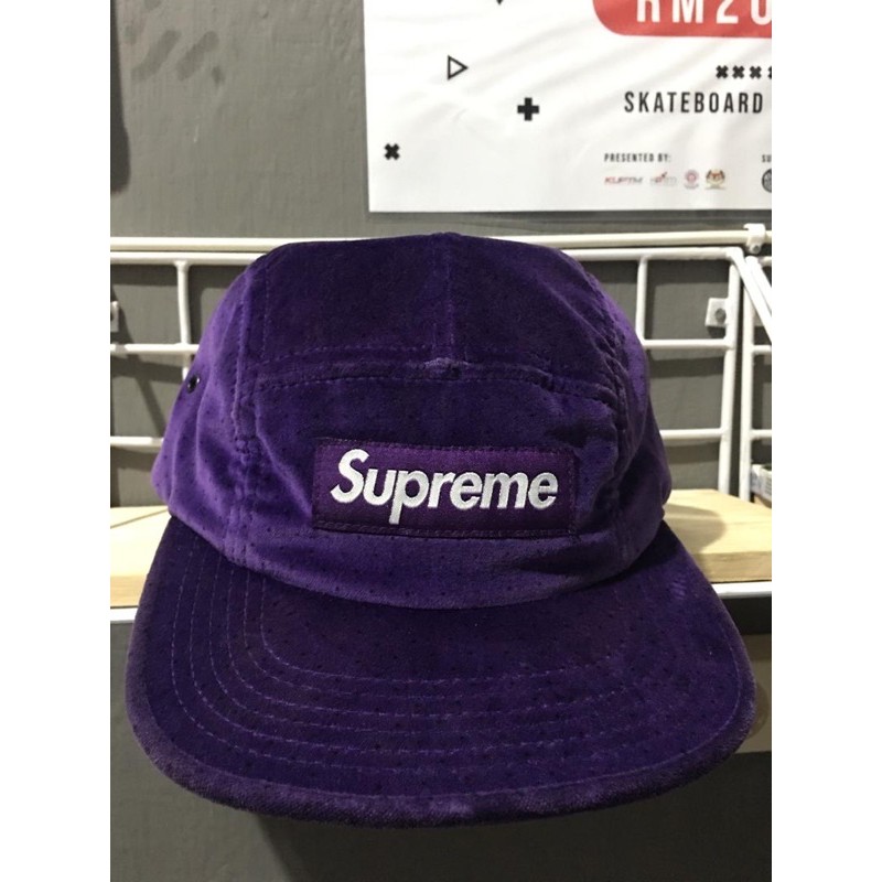 Caps Supreme