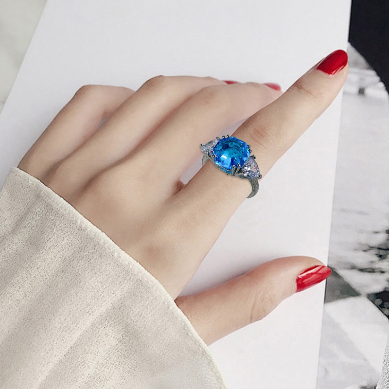 Cincin Cubic Zirconia Warna Biru Putih Untuk Wanita