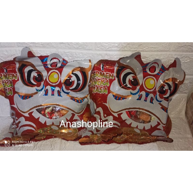 

Permen campur Penguin Barongsai