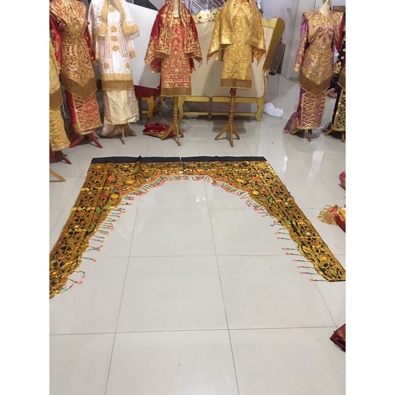 gerbang pelaminan minang melayu adat padang