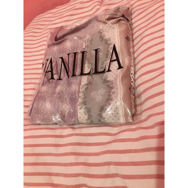 vanilla hijab Edelweis