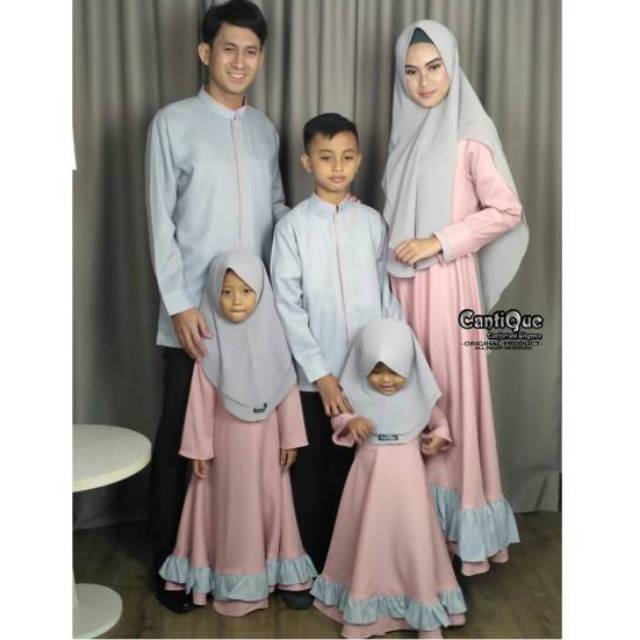 30+ Ide Keren Baju Couple Muslim Keluarga 1 Anak Perempuan