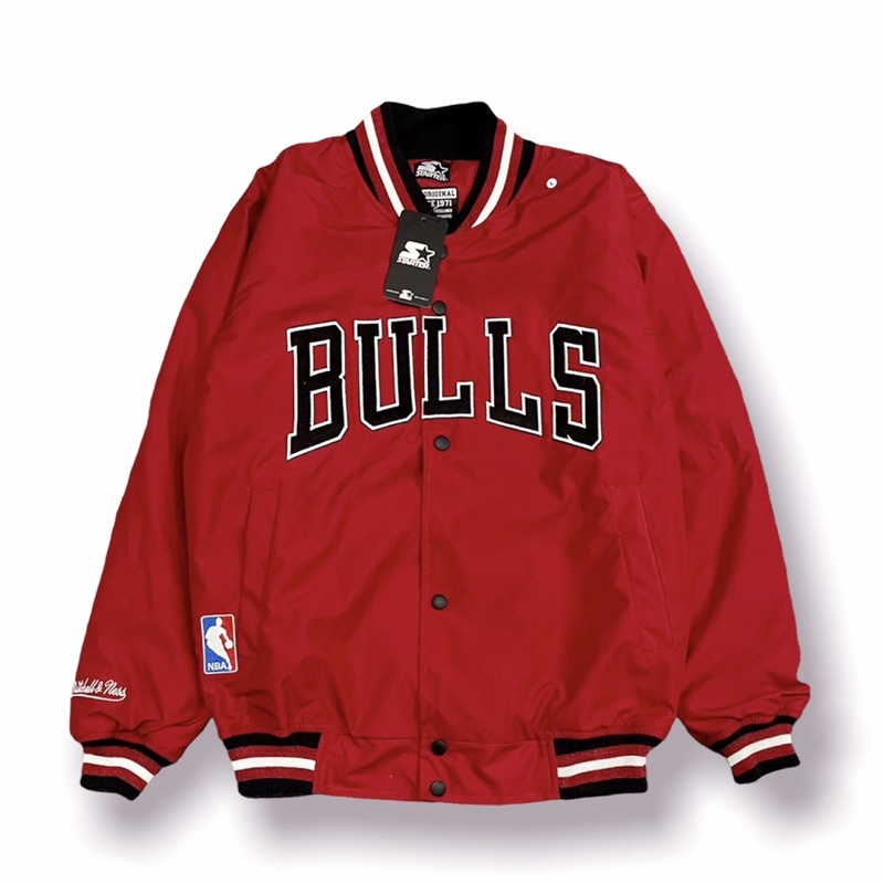 VARSITY JACKET CHICAGO BULLS MERAH - MITCHELL&NESS HARDWOOD CLASSICS