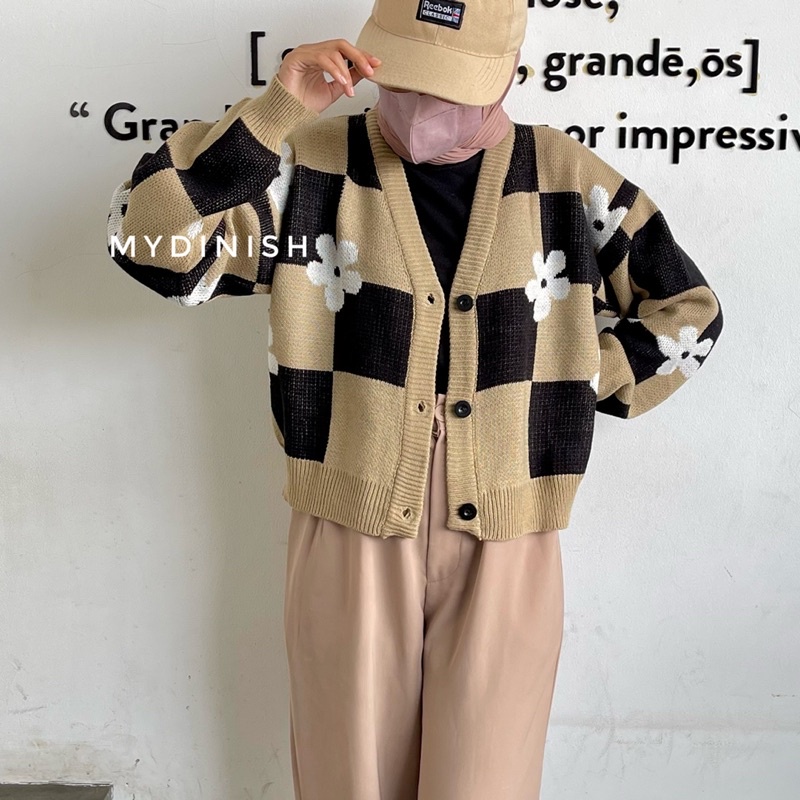 Livia Crop Bunga Cardy - Cardigan Wanita Terbaru