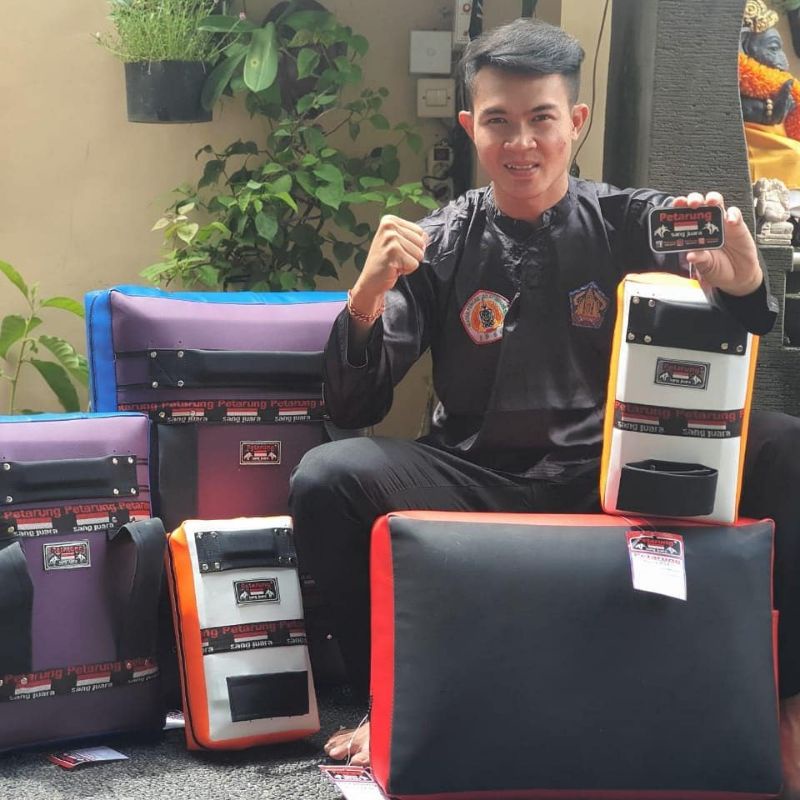 Pecing Pad Pacing Silat Dewasa Petarung Sang Juara