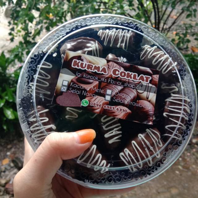 

Kurma Coklat