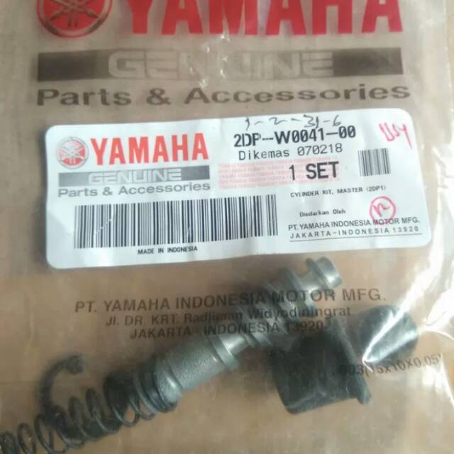 SEAL MASTER REM NMAX BELAKANG YAMAHA 2DP-W0041-00
