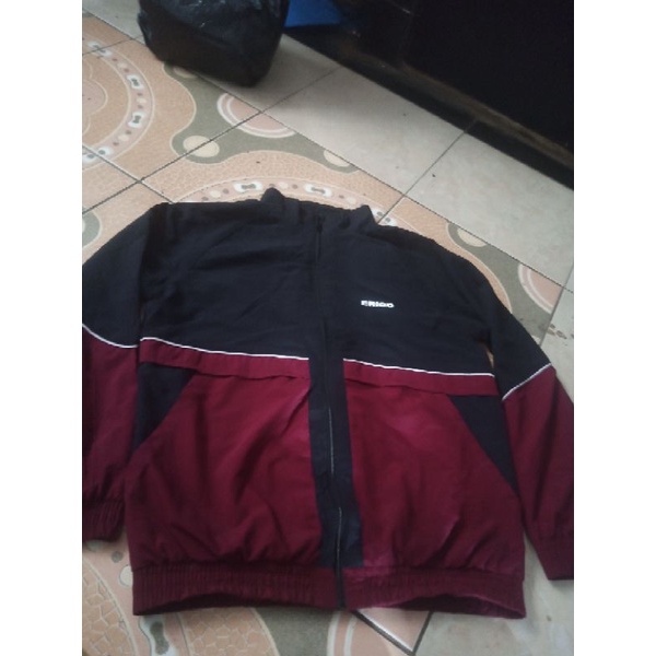 jaket erigo ori size xl