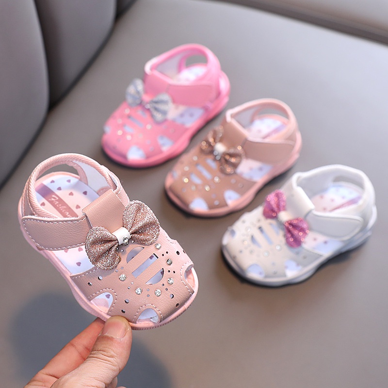 Juragan Junior [COD] Sandal Baby LULABI Sandal Sepatu Bayi Perempuan Bunyi Import Usia 6 Bulan-1 Tahun