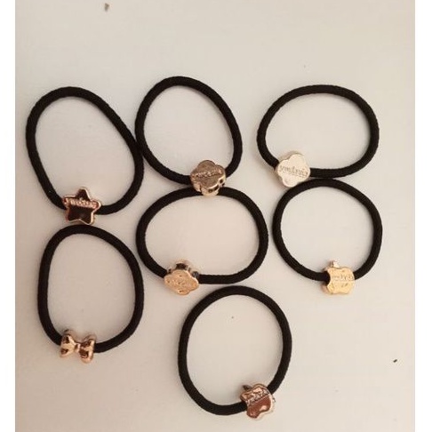 Iket Rambut Korea Karakter