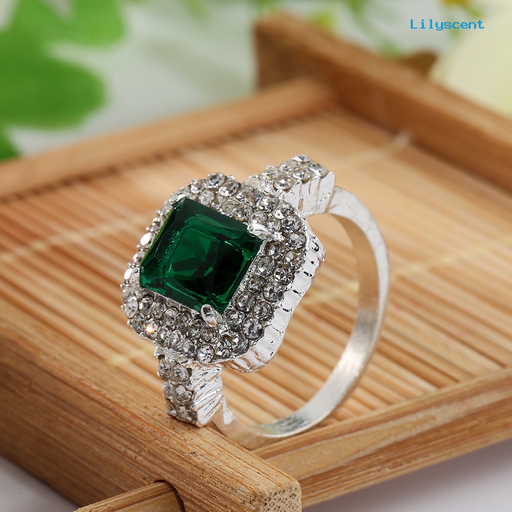 Ls Cincin Lapis Silver Dengan Batu Zircon Warna Hijau Untuk Wanita