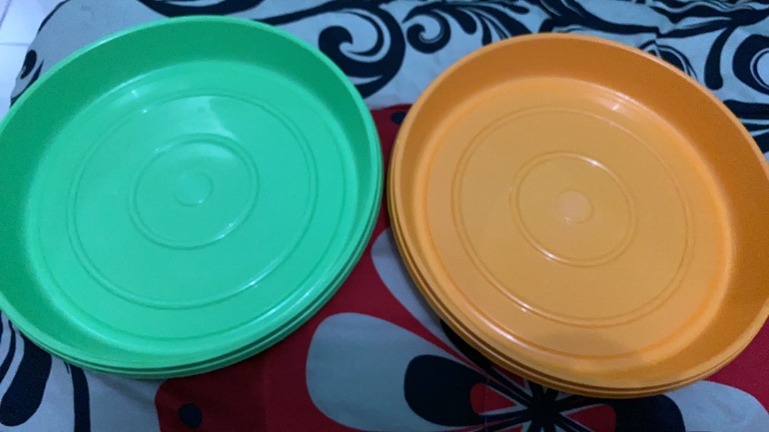 Tempat Bolu / Tempat Kue / Tempat Roti Bulat + Tutup Bening