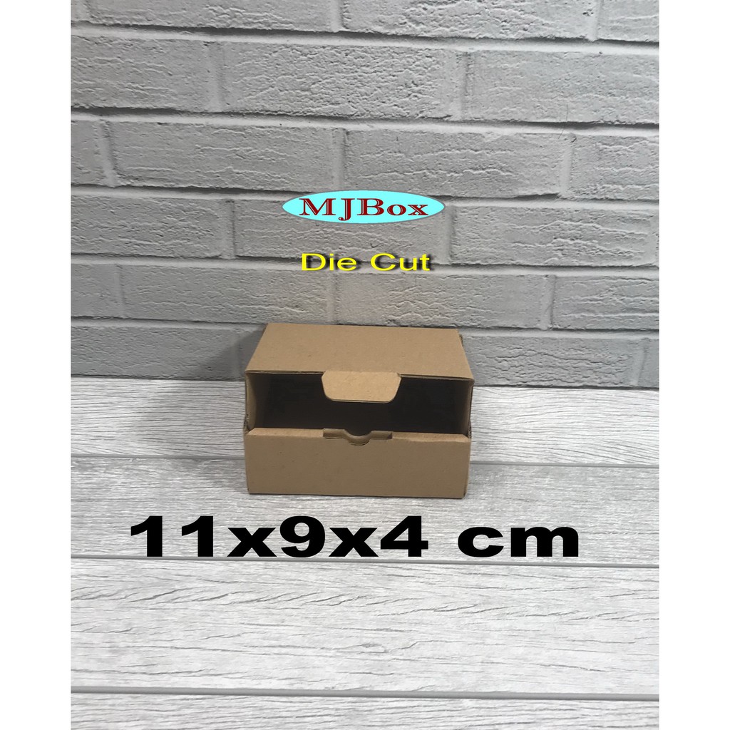 Kardus uk. 11x9x4 cm............die cut-3