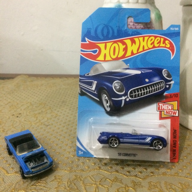 Hot Wheels 55 Corvette