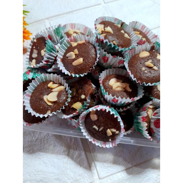 

BROWNIES MINI KERING BROWNIES COKLAT BROWNIES RASA KACANG BROWNIES 3 RASA PER 120 GRAM