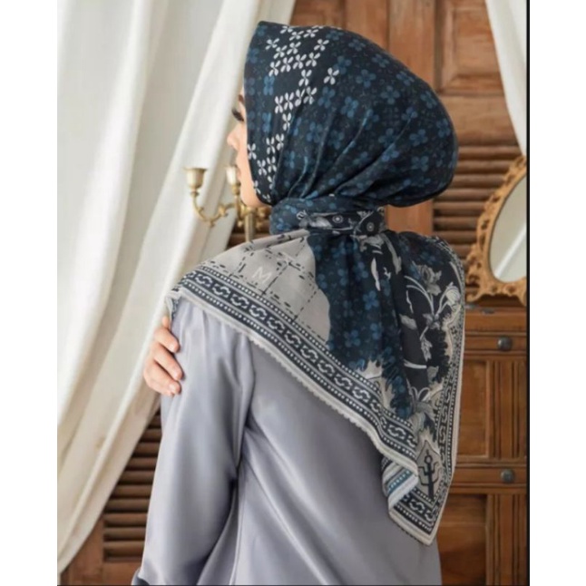 HIJAB SEGI EMPAT WEARING KLAMBY MOTIF ASA SCARF -WAKA SUPER PREMIUM