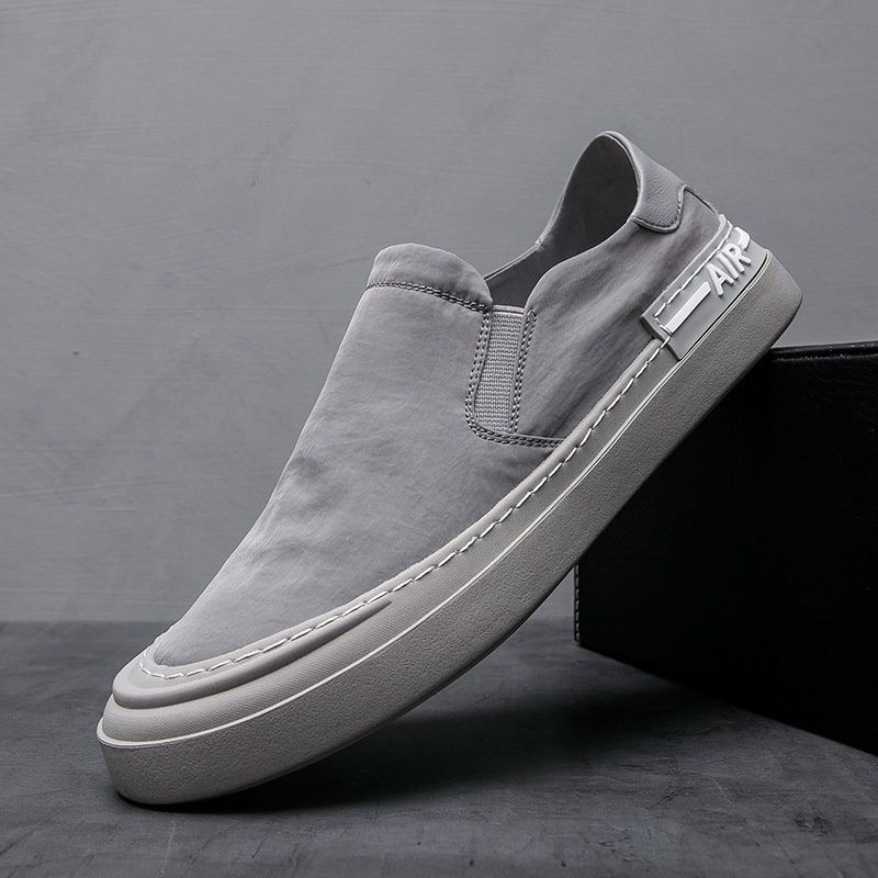 Sepatu Slip on pria kekinian sepatu pria import