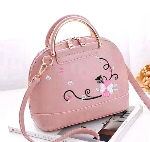 Hem Batik Anak Modern Khusus Seragaman Usia 2-8 Tahun