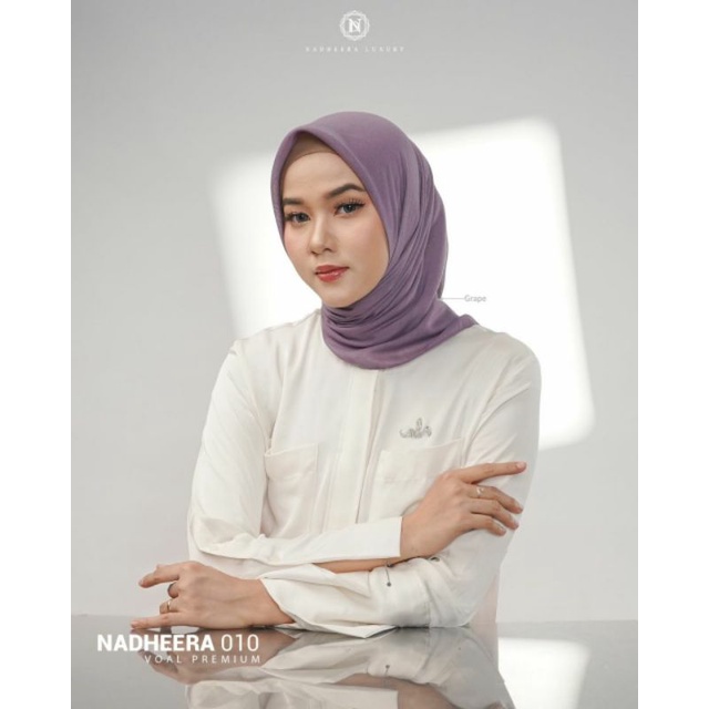 Nadheera N010 Jilbab Segi Empat