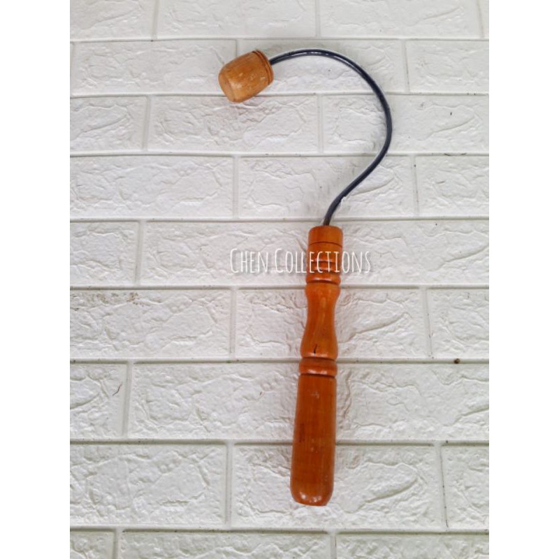 ALAT PIJAT REFLEKSI PUNGGUNG .GANTOLAN ALAT KESEHATAN