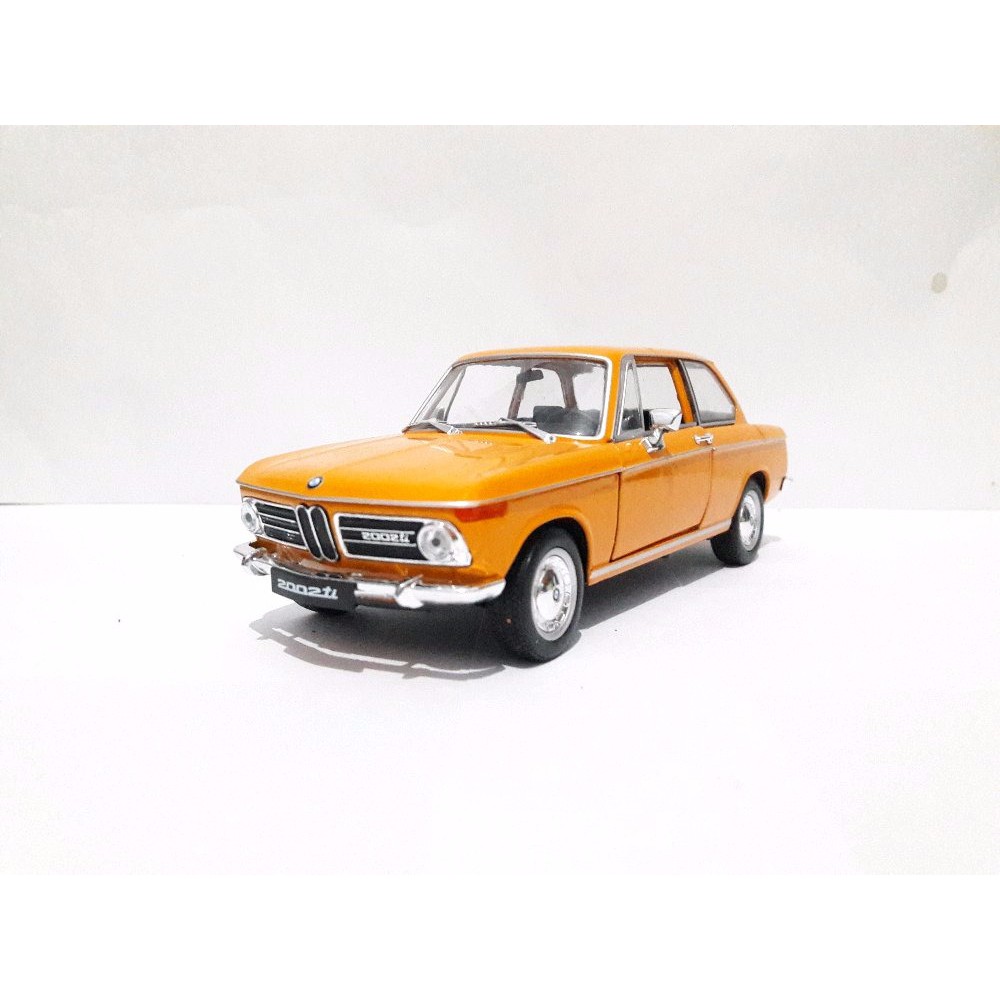 Diecast Welly Nex Skala 24 BMW 2002ti