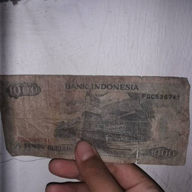 Uang lama 1000 rupiah tahun 1992