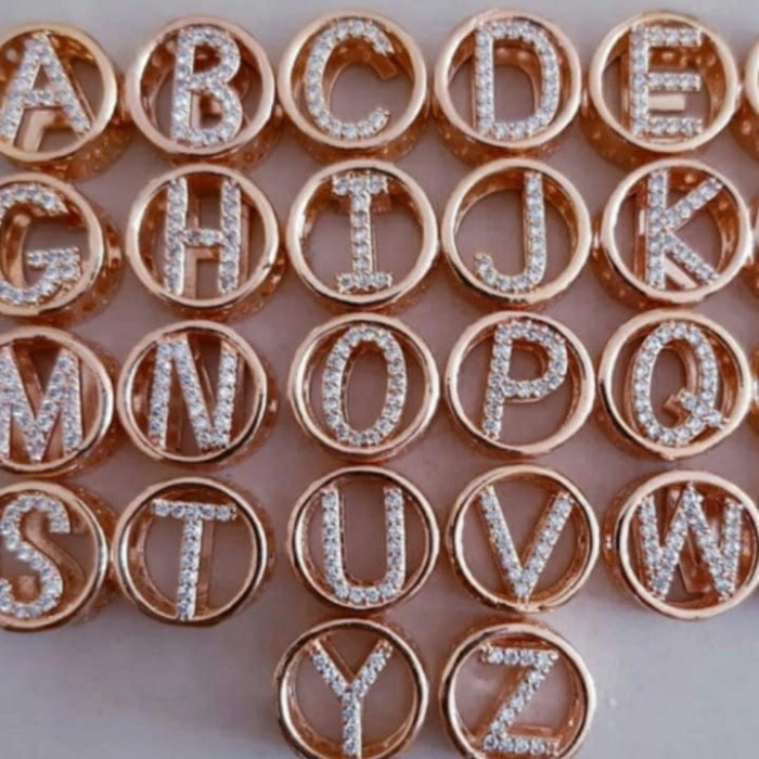 Bahan Gelang Emas Inisial Huruf Xuping