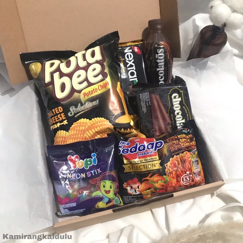 SNACK BOX | HADIAH ULANGTAHUN | KADO TEMAN | BIRTHDAY GIFT | SNACK BOX CUSTOM