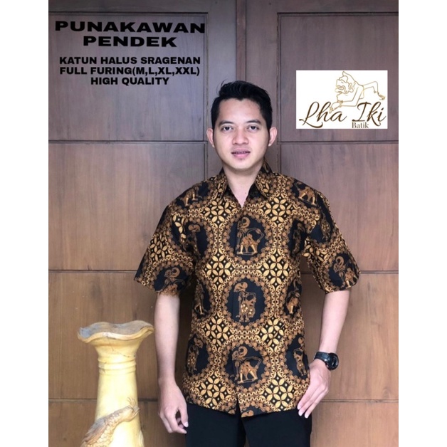 PUNAKAWAN KEMEJA BATIK SOLO