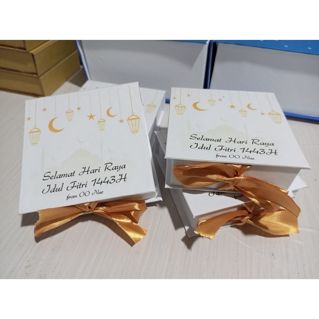 

Gift BOX 18x13x6 cm || Custom Design || Kotak Kado accesories || hampers || Kotak Perhiasan
