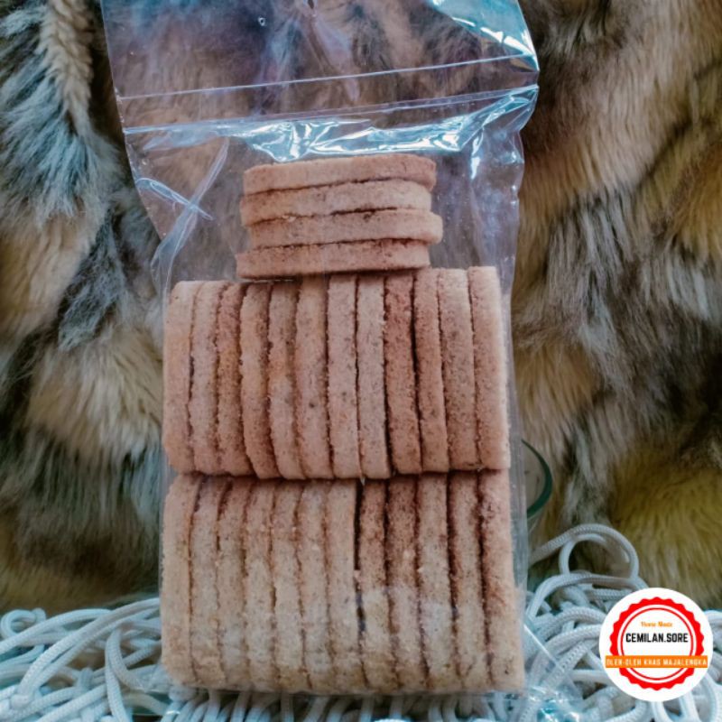 

Sagon Sagu Khas Majalengka tidak terlalu rapuh seperti baru patah hati