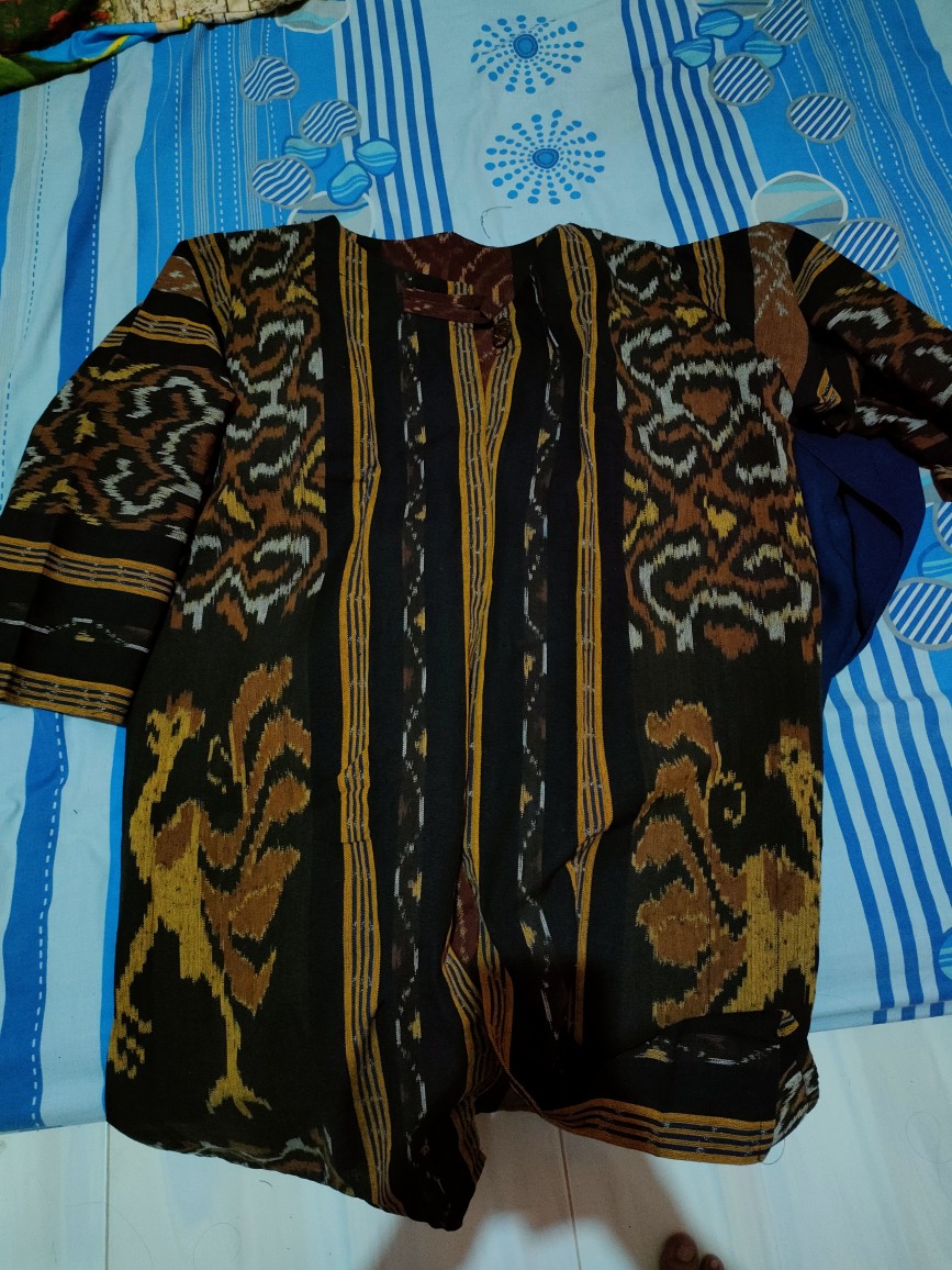 Cardi Batik Tenun By Butik Batik Solo Bahan Tenun Kode Cardi Tenun Tania