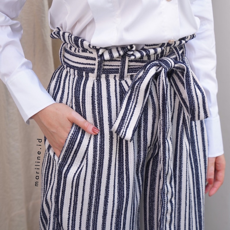 MARILINE FIONNE Striped Culottes - Celana Kulot High Waist Tali Pinggang Stripes