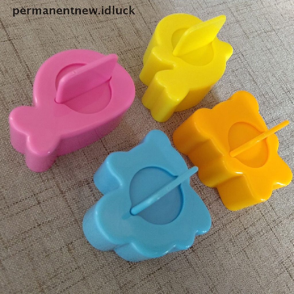 4pcs / set Cetakan Pemotong Kue Sandwich Bentuk Lumba-Lumba Tupai Beruang Samll