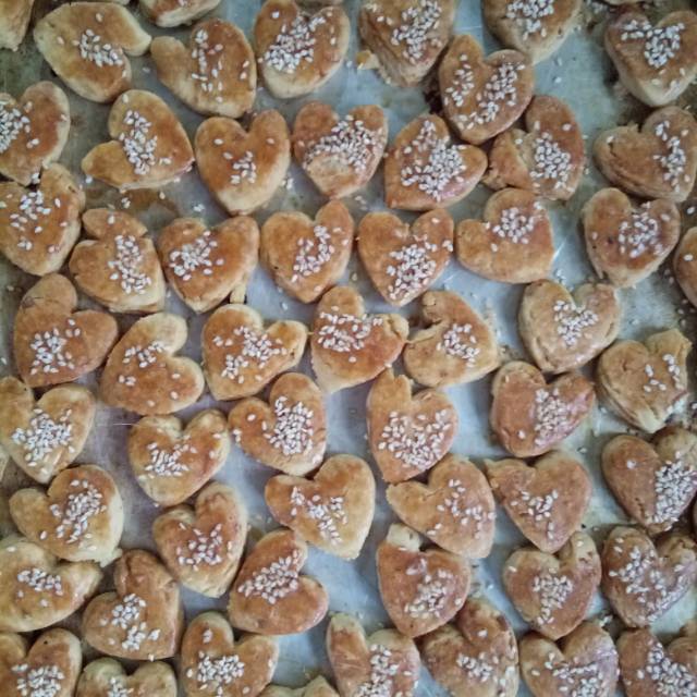Kue kering kacang skipi love 1 kg