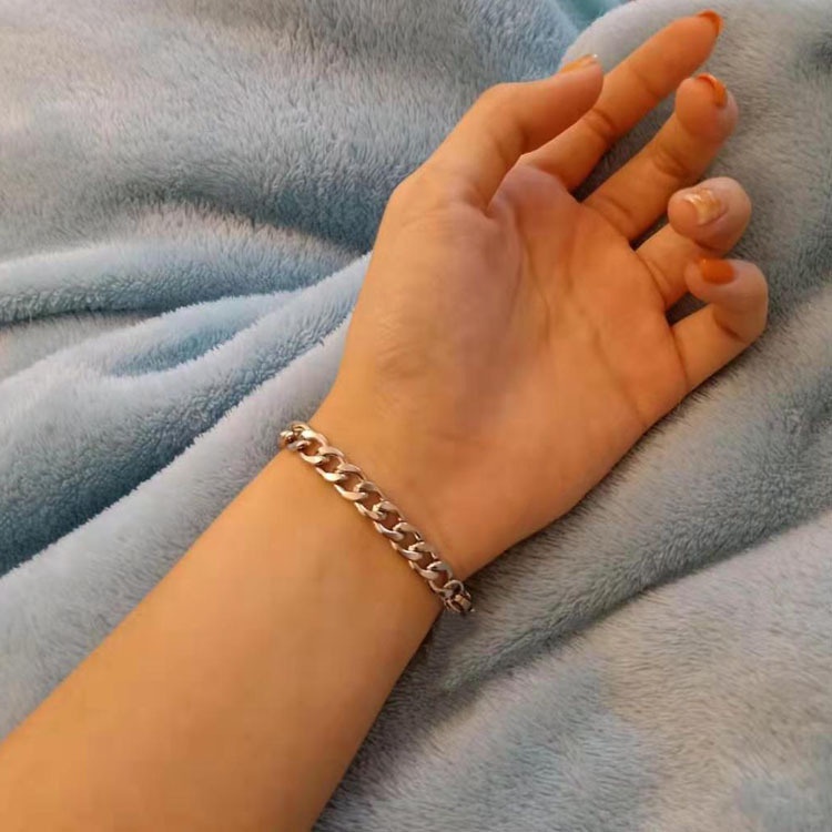 Gelang Rantai Bahan Stainless Steel Ukuran 7mm Gaya Punk Untuk Unisex