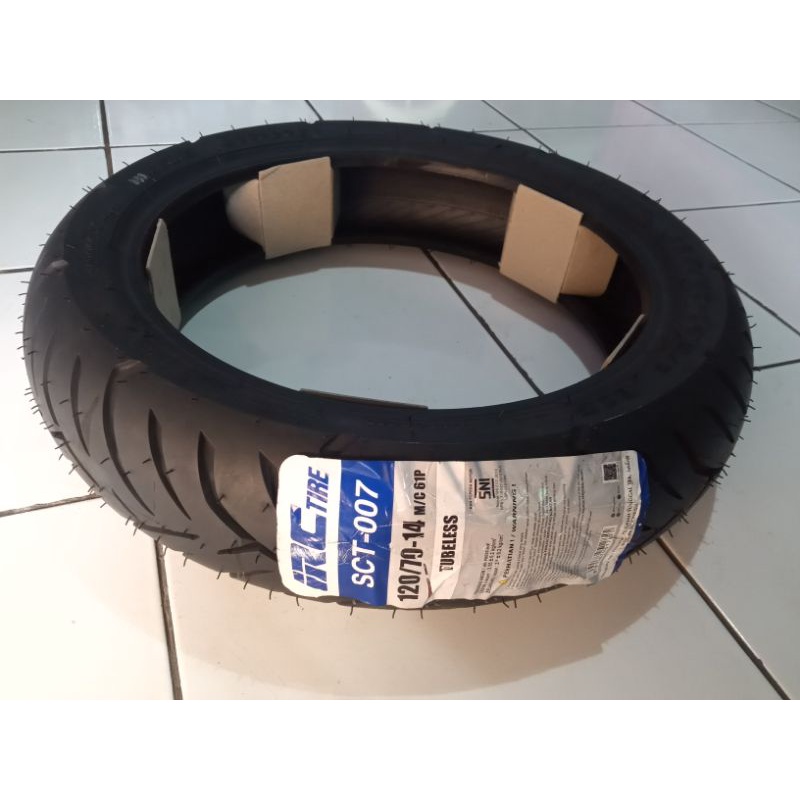 BAN TUBLES IRC 120/70-14 PCX BELAKANG