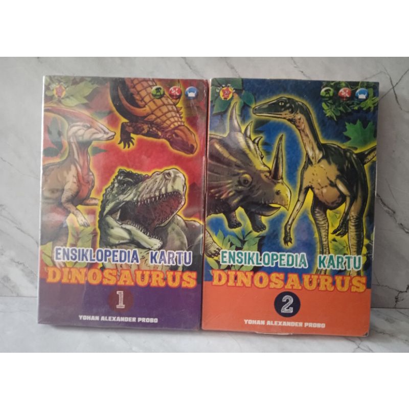 Ensiklopedia Kartu Dinosaurus