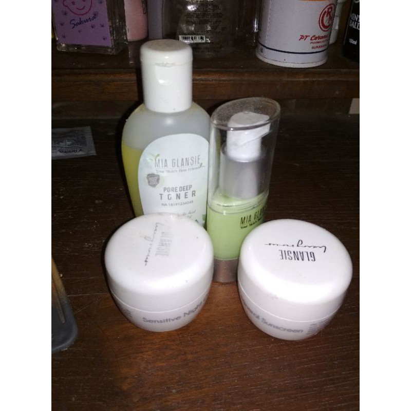 mia glansie paket acne