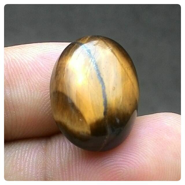 BATU GOLDEN TIGER EYE STER MAIN 3D