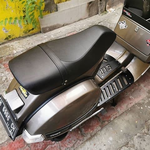 Seat Jok Vespa NewPX NPX piaggio Black Hitam set kunci dan bracket apolo Vespa PX PS PXE Spartan