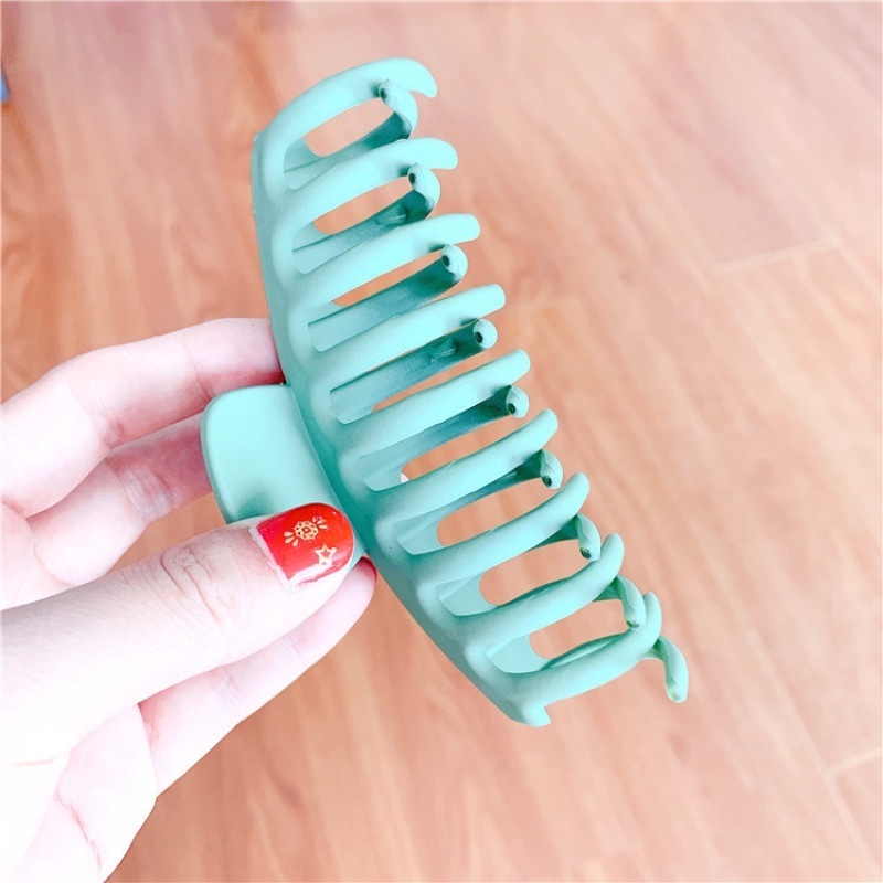 Women Simple Retro Matte Plastic Hair Claw Clip Barrette Headwear