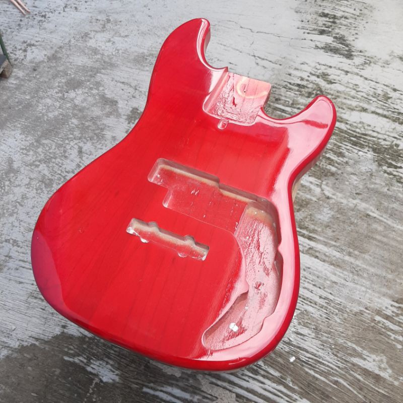 Body Bass Marcus Miller 5string Warna Merah